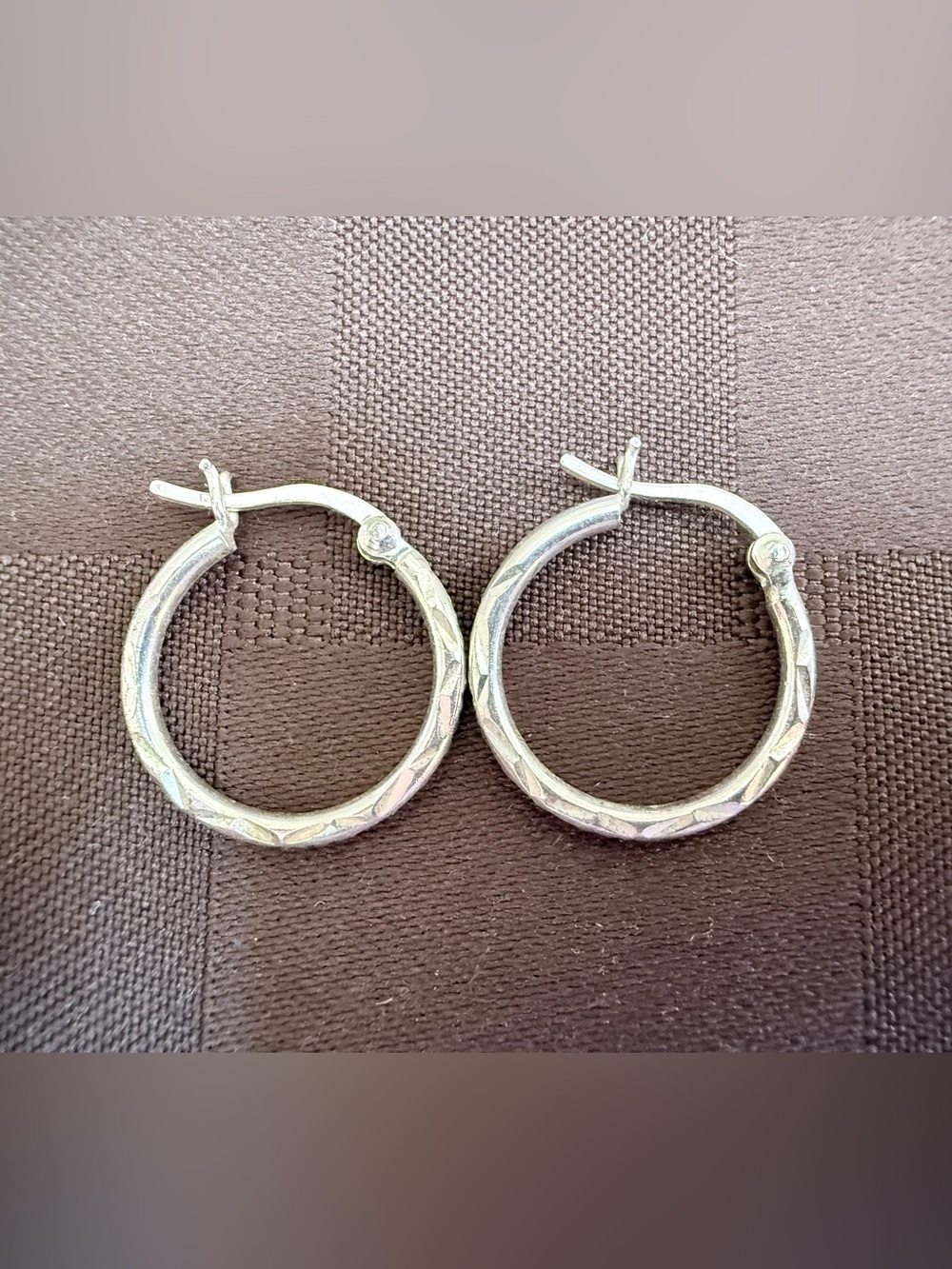 Vintage IBB Tunisia 925 Sterling Silver
Diamond-Cut Hoop Earrings (3/4")